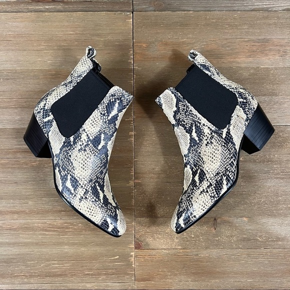 NEW Sam Edelman Snakeskin Reesa Chelsea Ankle Boots - Picture 5 of 13